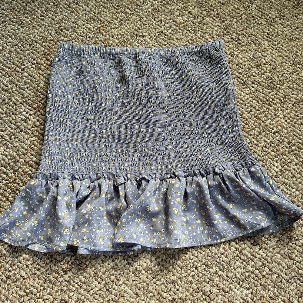 Forever 21 Purple Floral Shirred Skirt